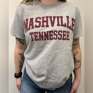 Nashville t-shirt size M